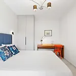 فيلة Annasa Fine Living نافبليو