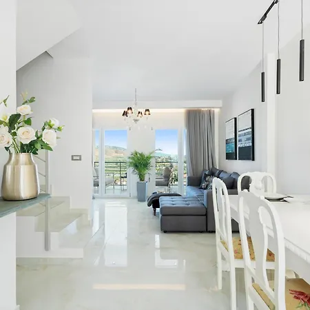 Annasa Fine Living *