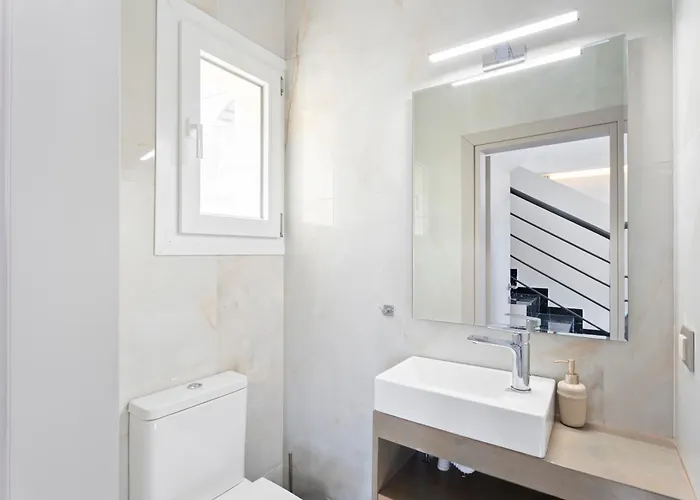 Villa Annasa Fine Living *